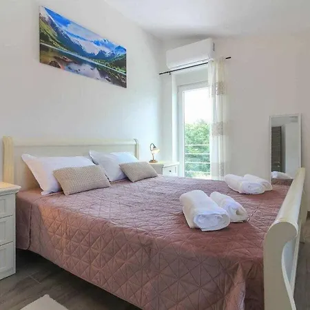 Сasa de vacaciones Ketrin Comfortable Holiday Šišan