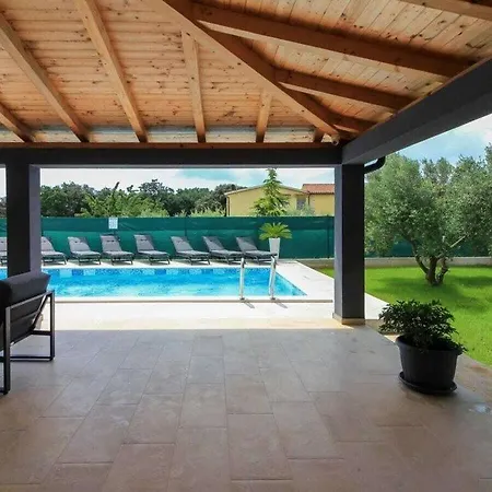 Ketrin Comfortable Holiday Сasa de vacaciones Šišan